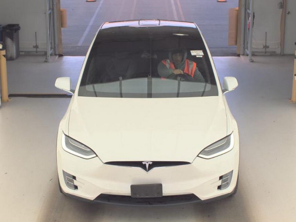 Used 2016 Tesla Model X 75D with VIN 5YJXCBE2XGF021493 for sale in Parma, OH