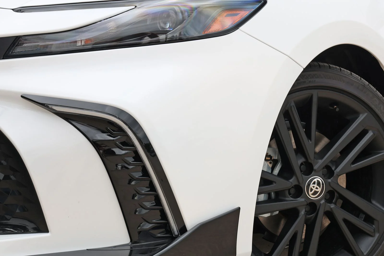 New 2026 Ice Cap Toyota Nightshade image 11