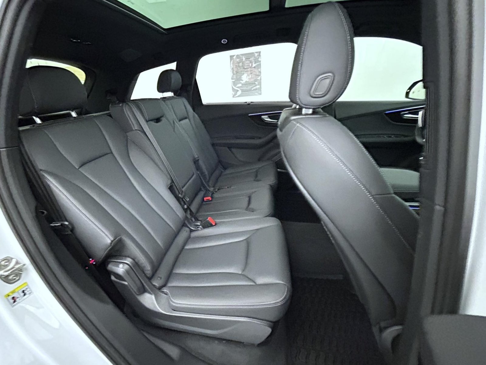 Used 2025 Glacier White Audi 55 Premium Plus image 18