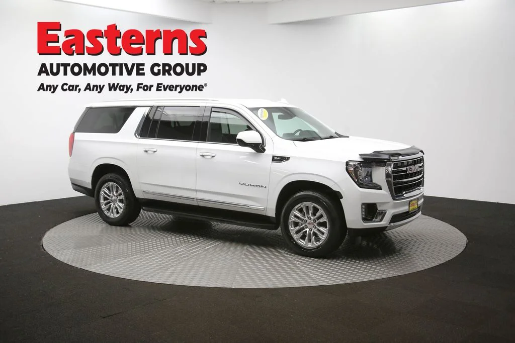 Used 2023 White GMC SLT image 52