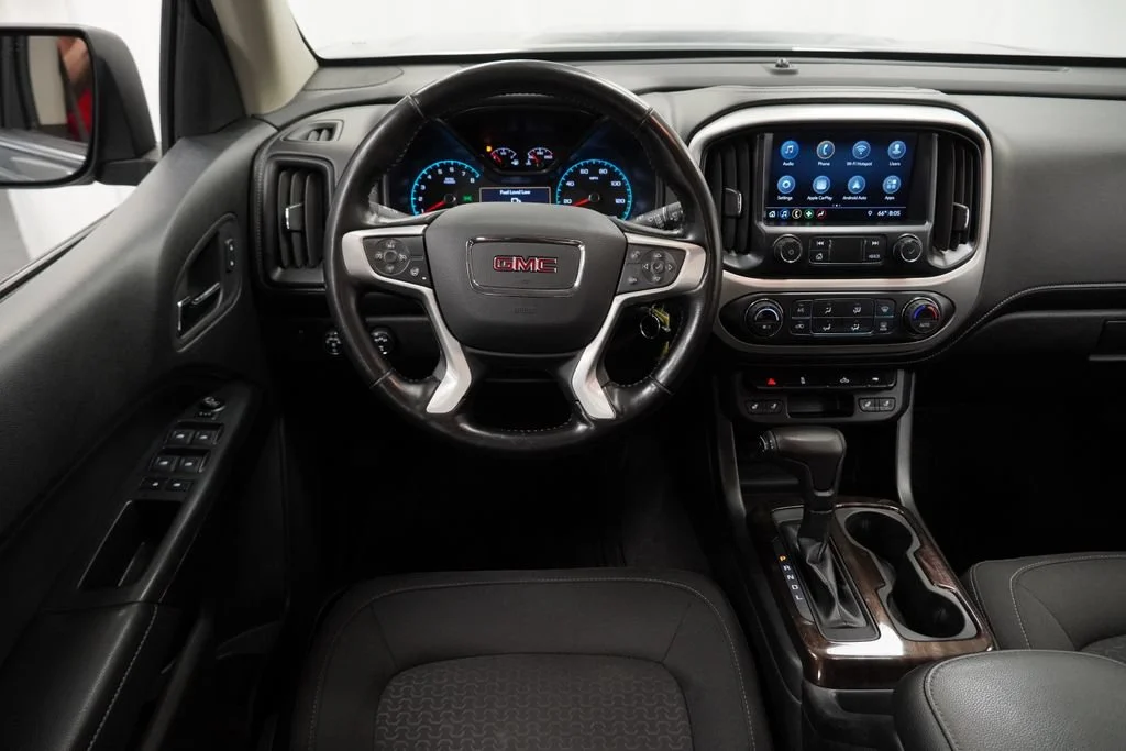 Used 2020 SATIN STEEL METALLIC GMC 4WD SLE image 12