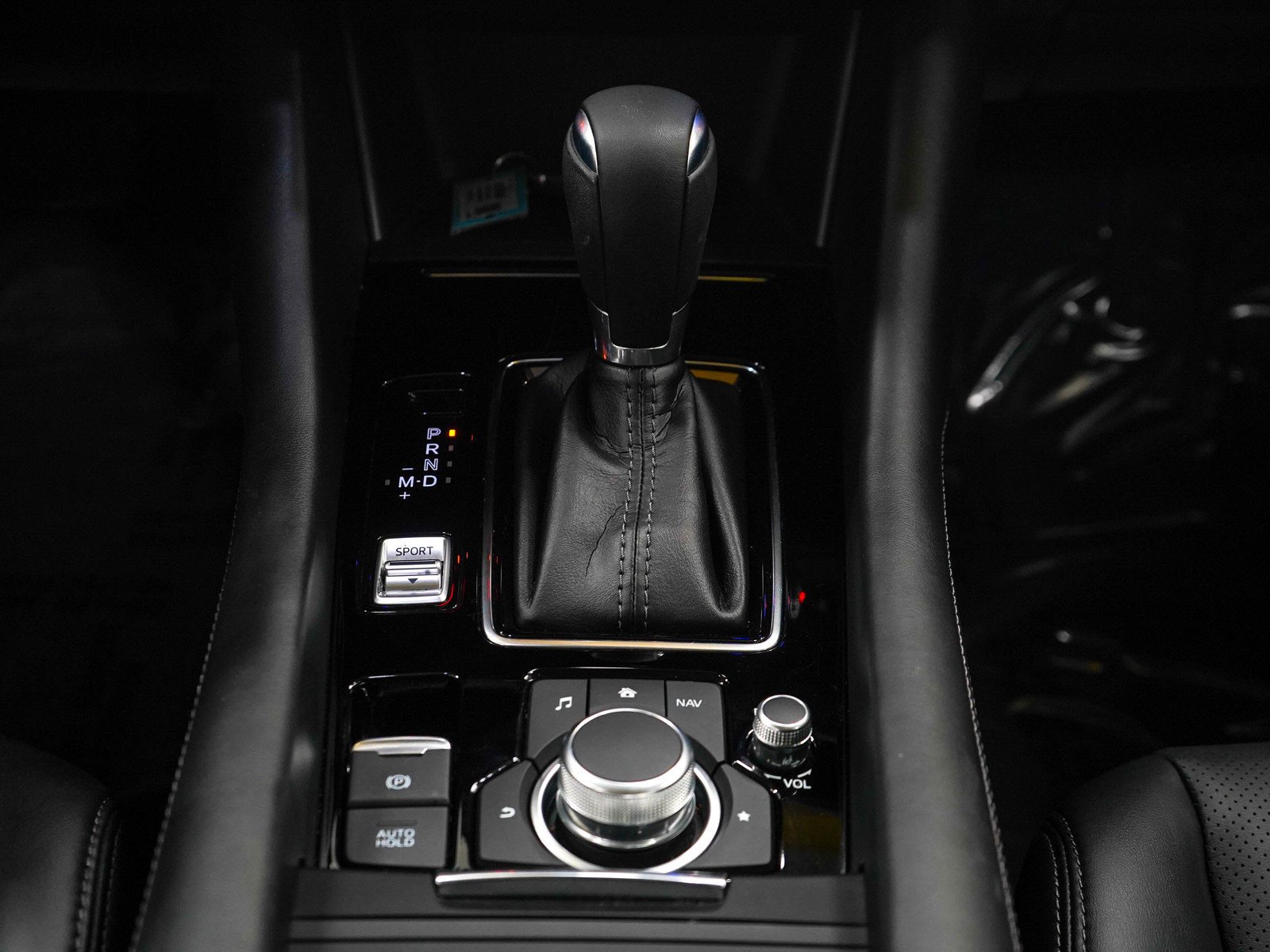 Used 2018 Snowflake White Pearl Mica Mazda Touring image 18