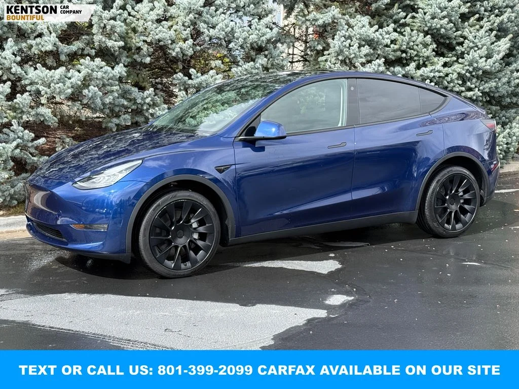 2023 Tesla Model Y Long Range Dual Motor All-Wheel Drive's photo