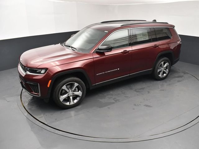 New 2026 Velvet Red Pearl-Coat Exterior Paint Jeep Limited image 15