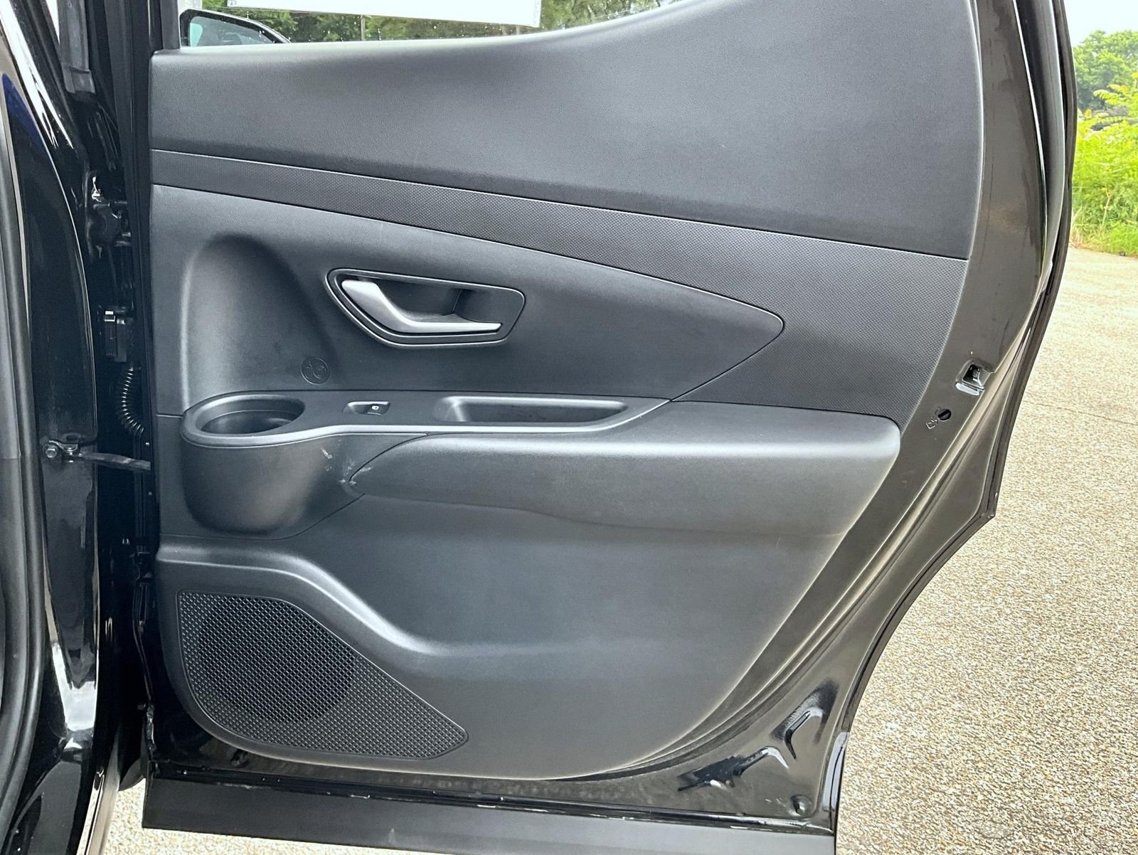 Used 2024 Black Hyundai SEL image 19