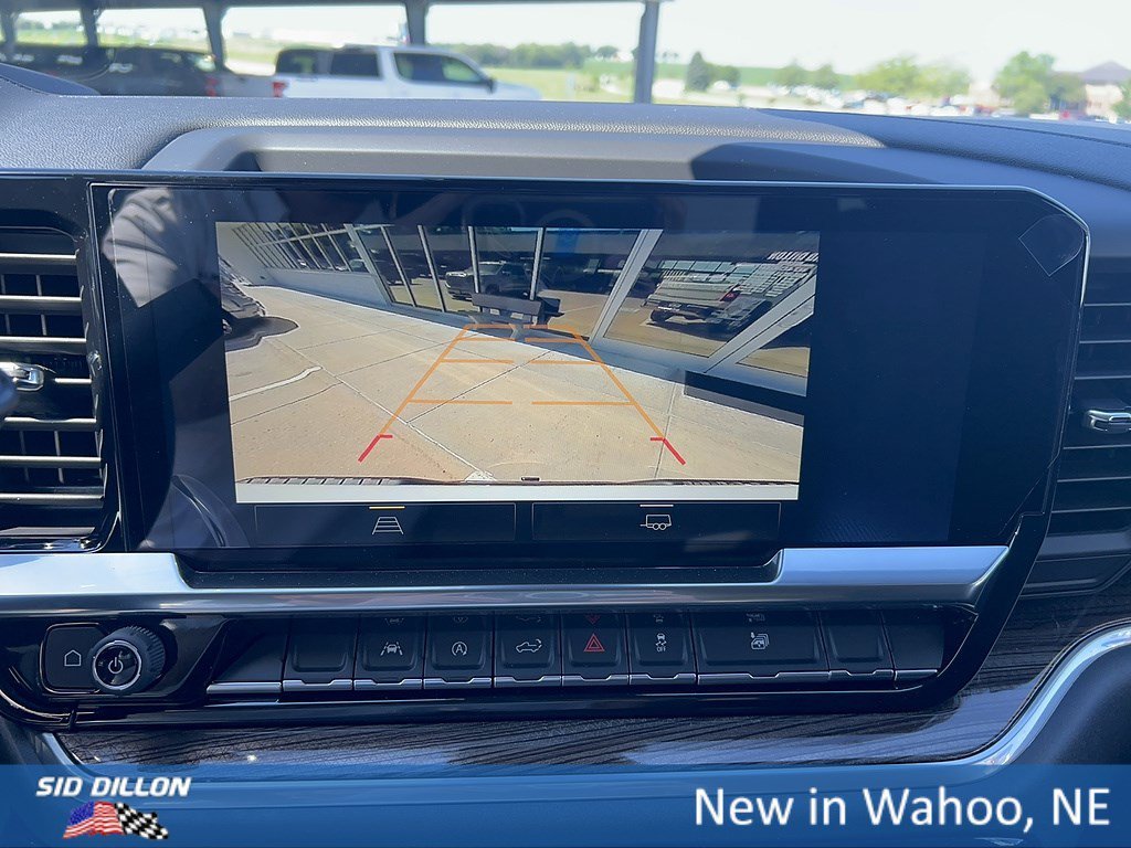 New 2026 Summit White Chevrolet LT (2FL) image 15