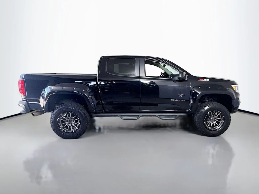 Used 2021 Black Chevrolet 4WD Z71 image 14