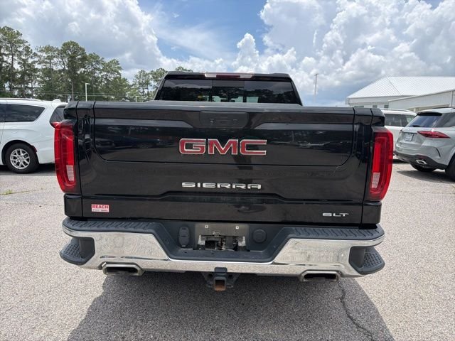 Used 2022 Black GMC SLT image 4