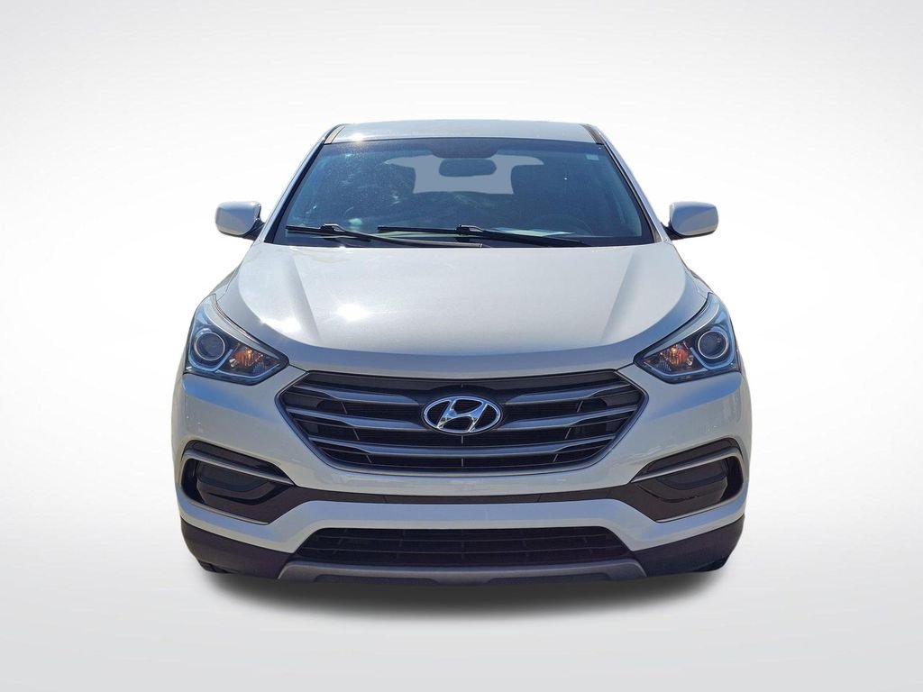 Used 2017 White Hyundai 2.4 Base image 2