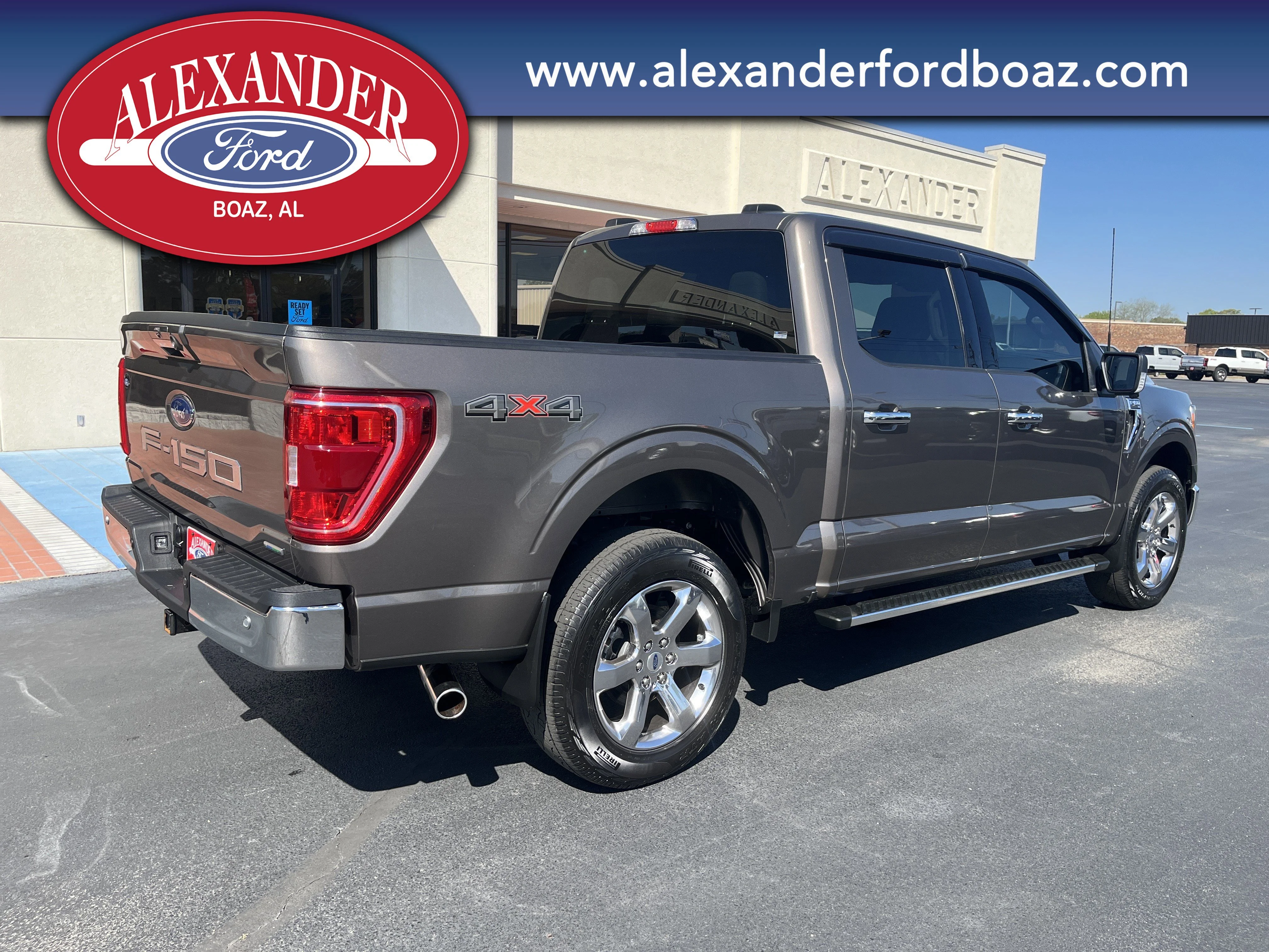 Used 2023 Gray Ford XLT image 4