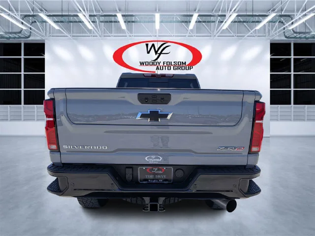 Used 2025 Gray Chevrolet ZR2 image 4