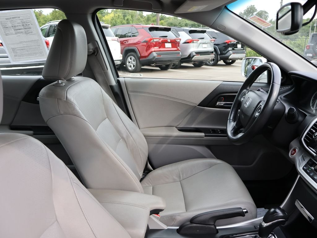 Used 2013  Honda EX-L image 8