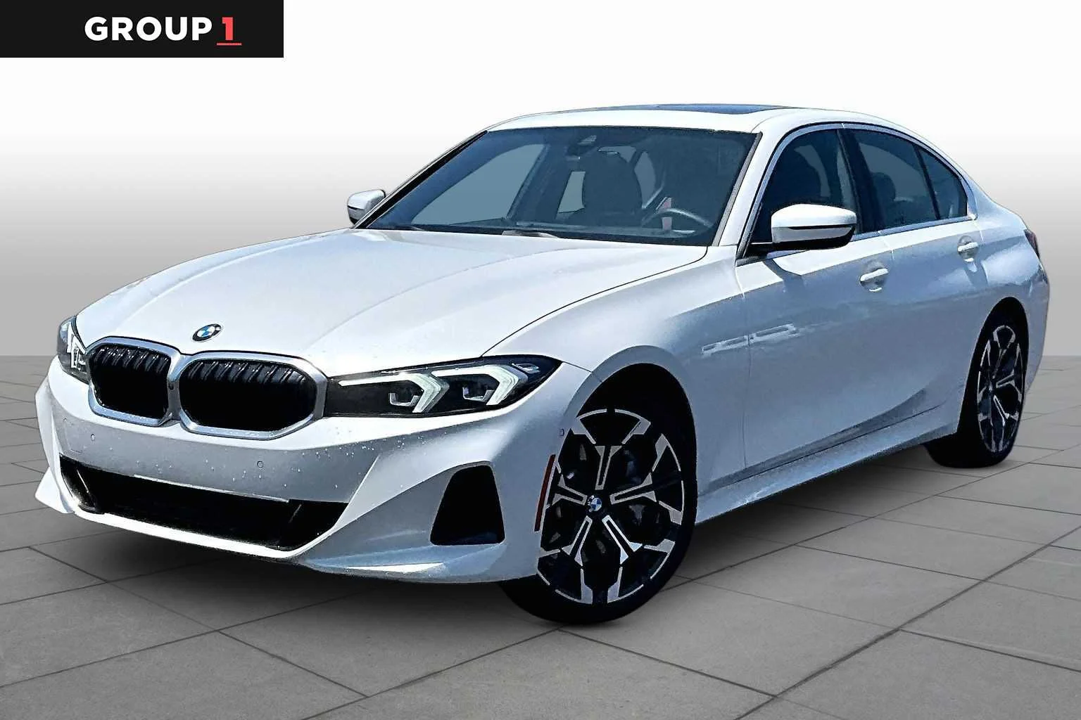 2025 BMW 3 Series 330i Sedan's photo