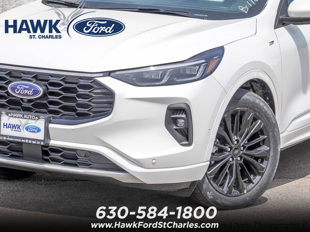 Used 2024 White Metallic Ford ST-Line Elite image 3