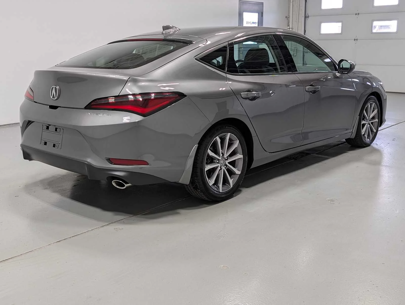 Used 2025 Liquid Carbon Metallic Acura  image 8