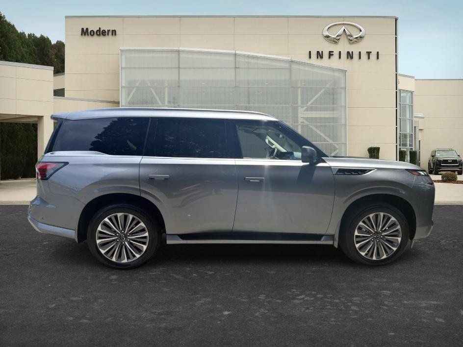 New 2027 Dynamic Metal INFINITI LUXE image 6