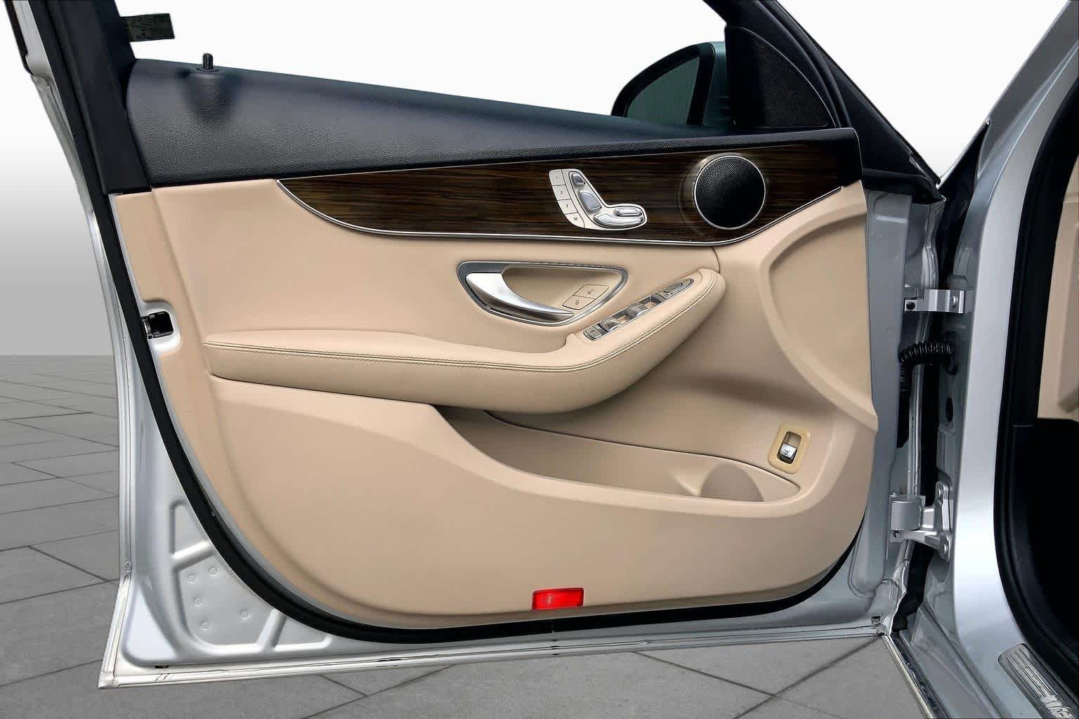Used 2018 Iridium Silver Metallic Mercedes-Benz C 300 image 43