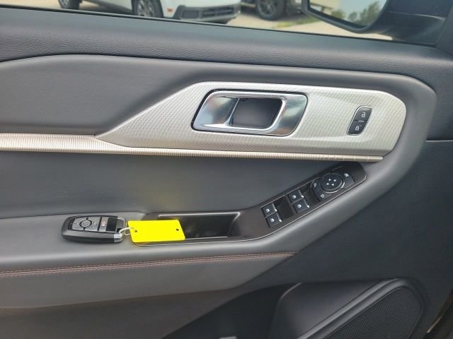 New 2026 Black Metallic Ford Active image 16