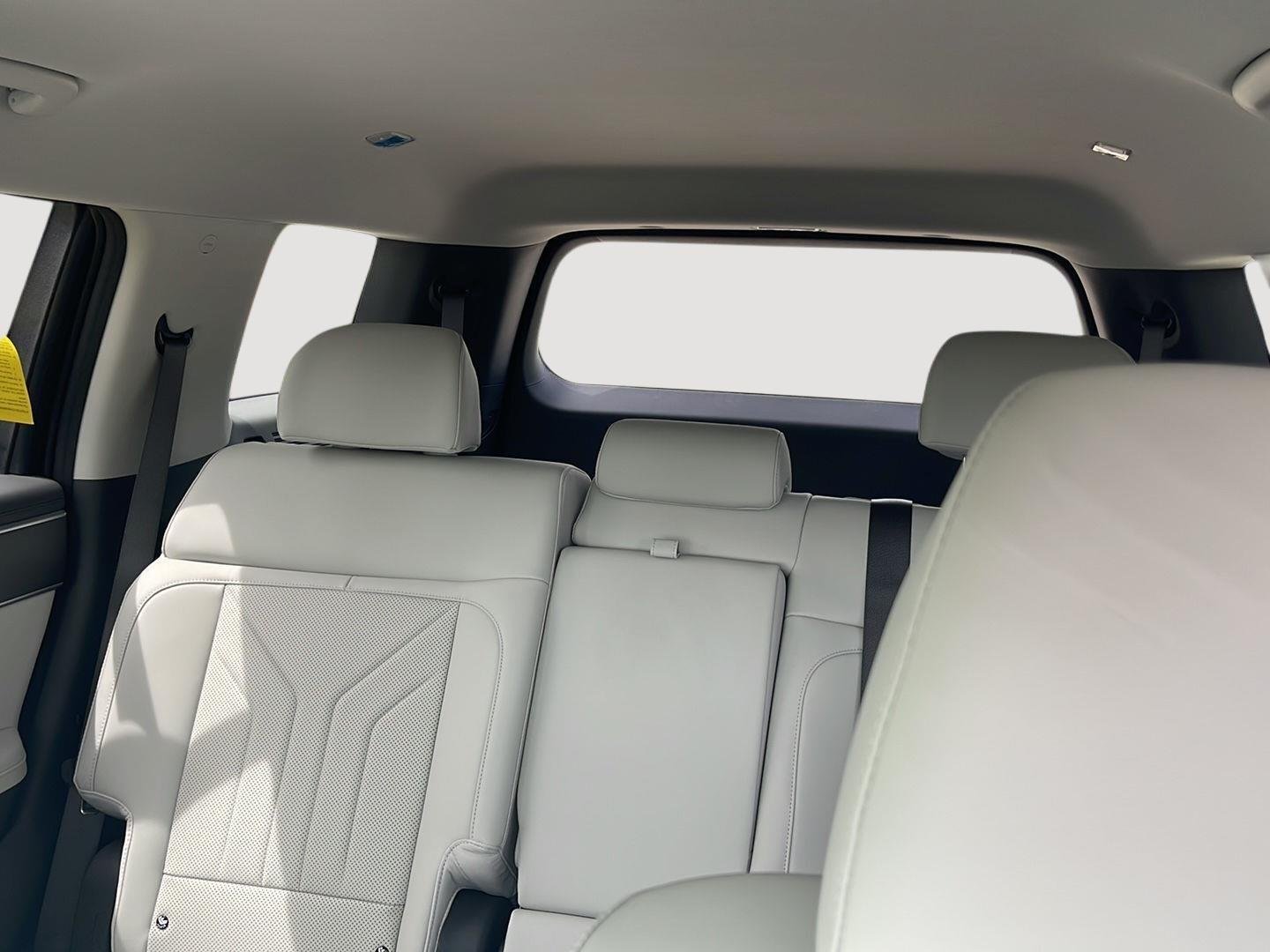 New 2026 Rockwood Green Hyundai SEL AWD image 36