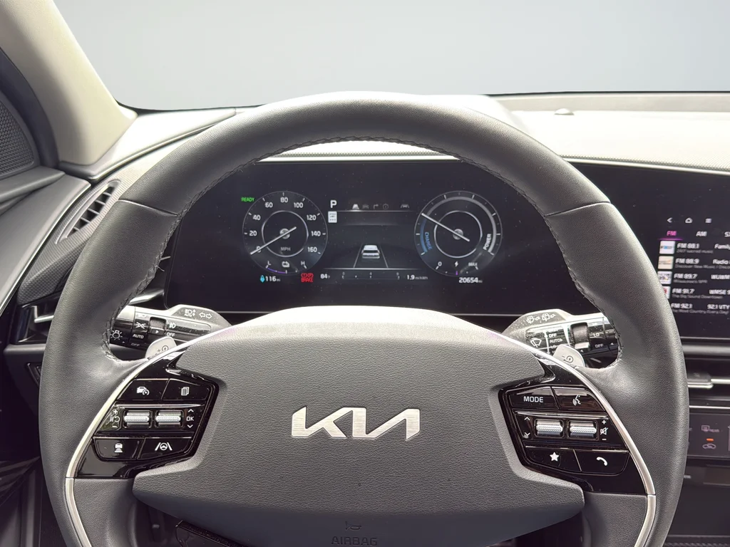 Certified Used 2023 Blue Kia Wave image 21