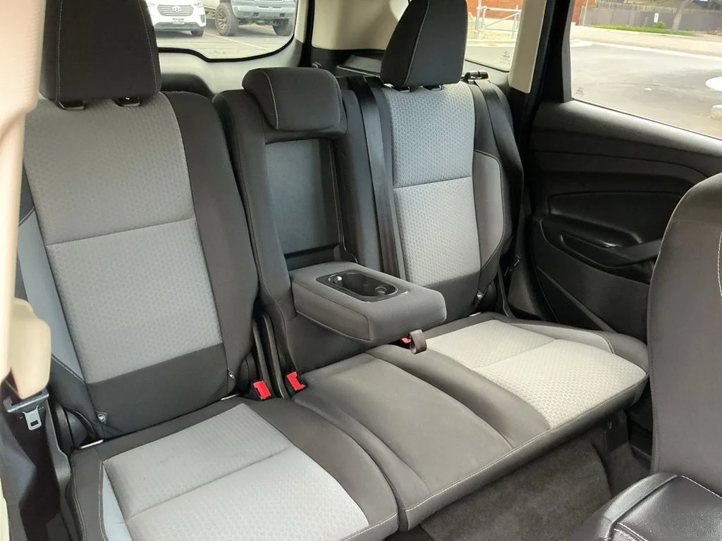 Used 2017 Blue Ford SE image 27