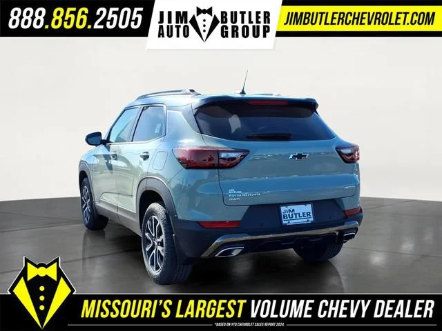 New 2026 Cacti Green Chevrolet ACTIV image 2