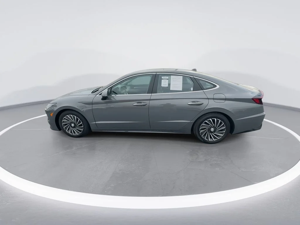 Used 2022 Gray Hyundai Limited image 5