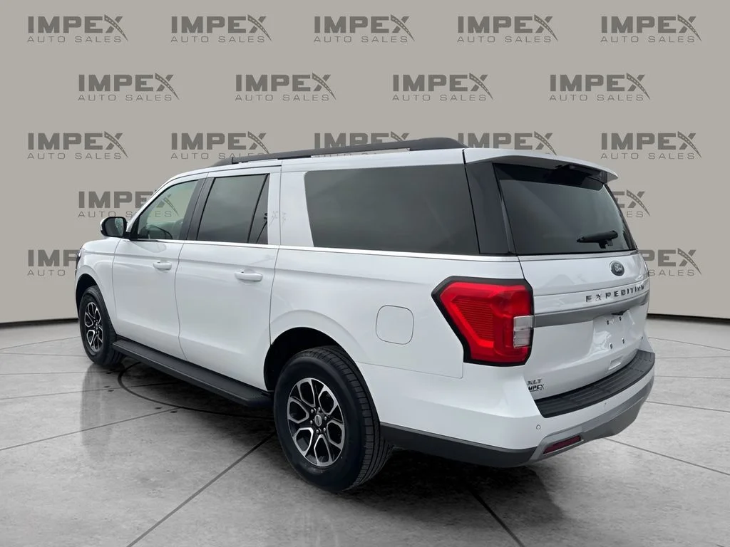 Used 2024 White Ford XLT image 3