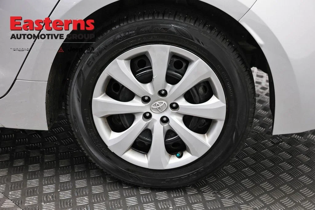 Used 2021 Silver Toyota LE image 33