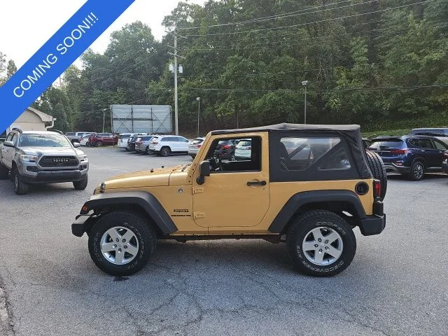 Used 2013 Beige Jeep Sport image 7