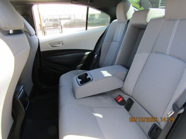Certified Used 2022 Classic Silver Metallic Toyota SE image 21