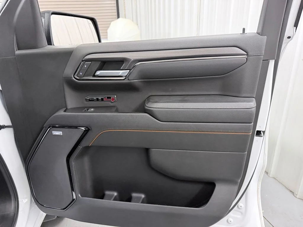 Used 2023 White GMC AT4 image 50