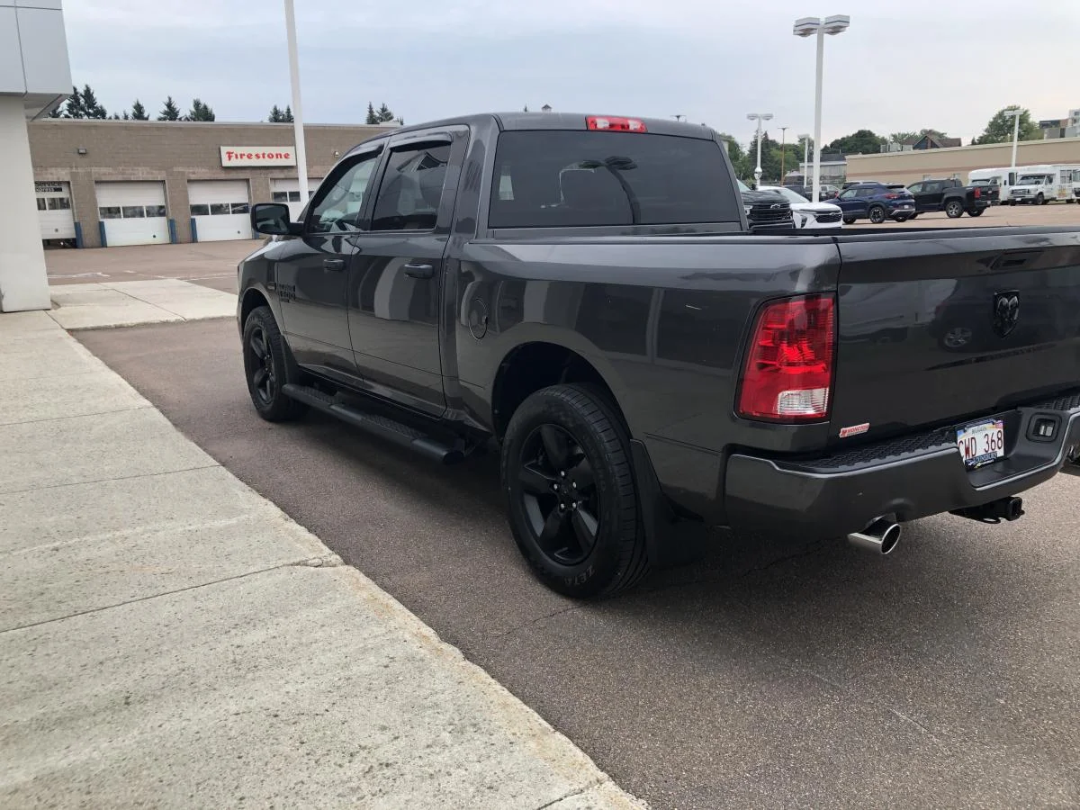 Used 2020 Grey RAM Express 4x4 Crew Cab image 6