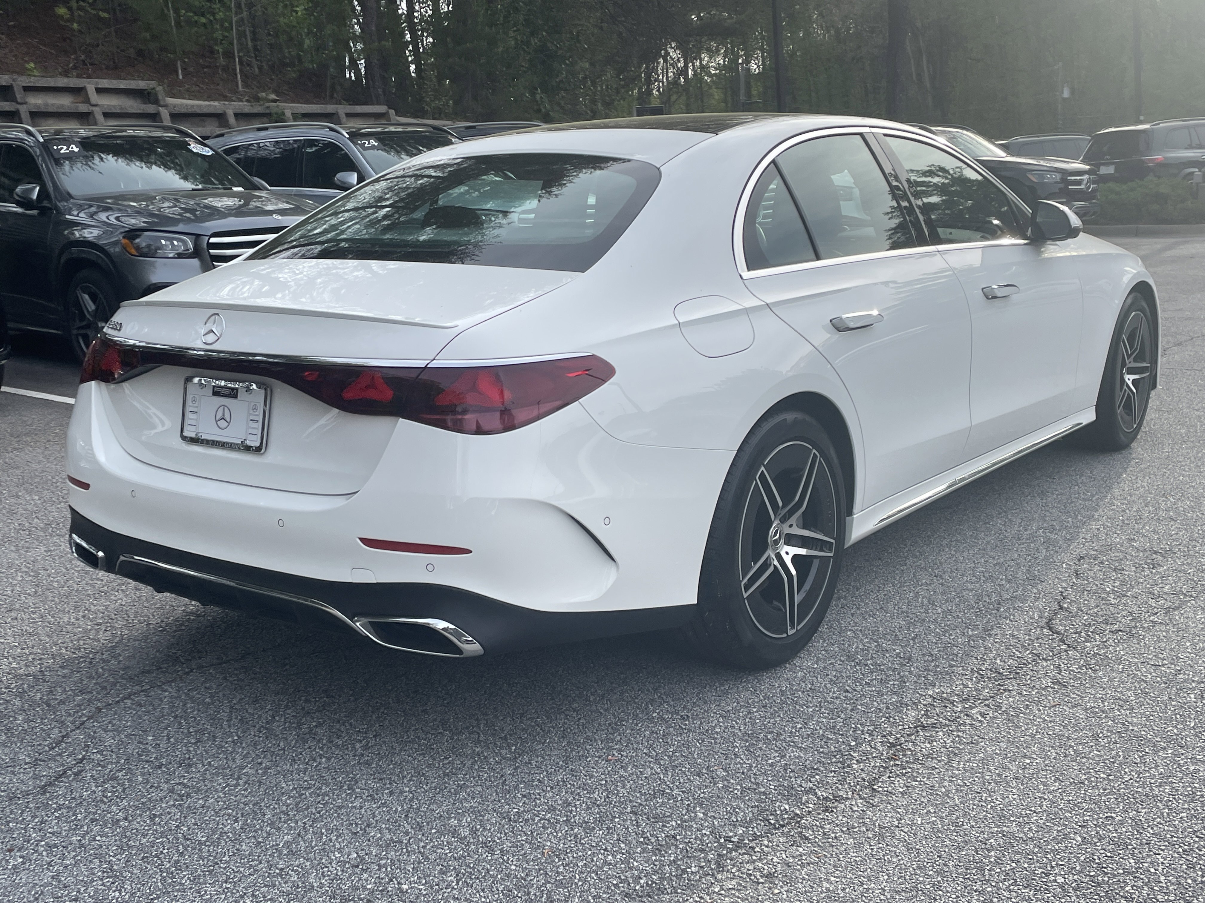Certified Used 2025 Polar White Mercedes-Benz E 350 RWD Sedan image 6