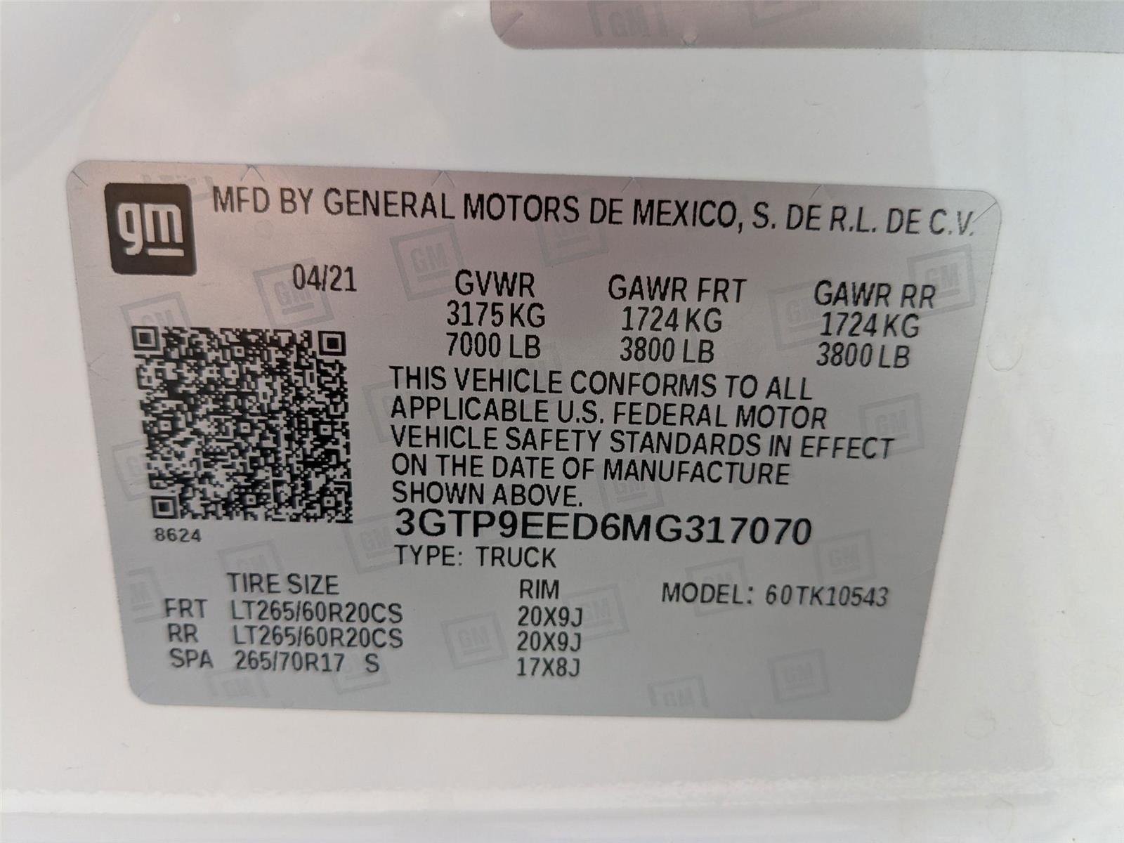 Used 2021 Summit White GMC AT4 image 38