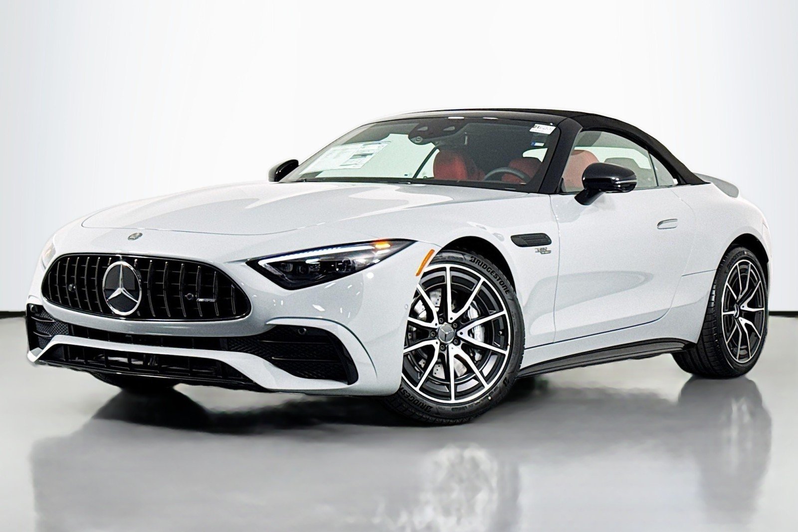 New 2026 MANUFAKTUR Alpine Grey Mercedes-Benz AMG® SL 43 Roadster image 1