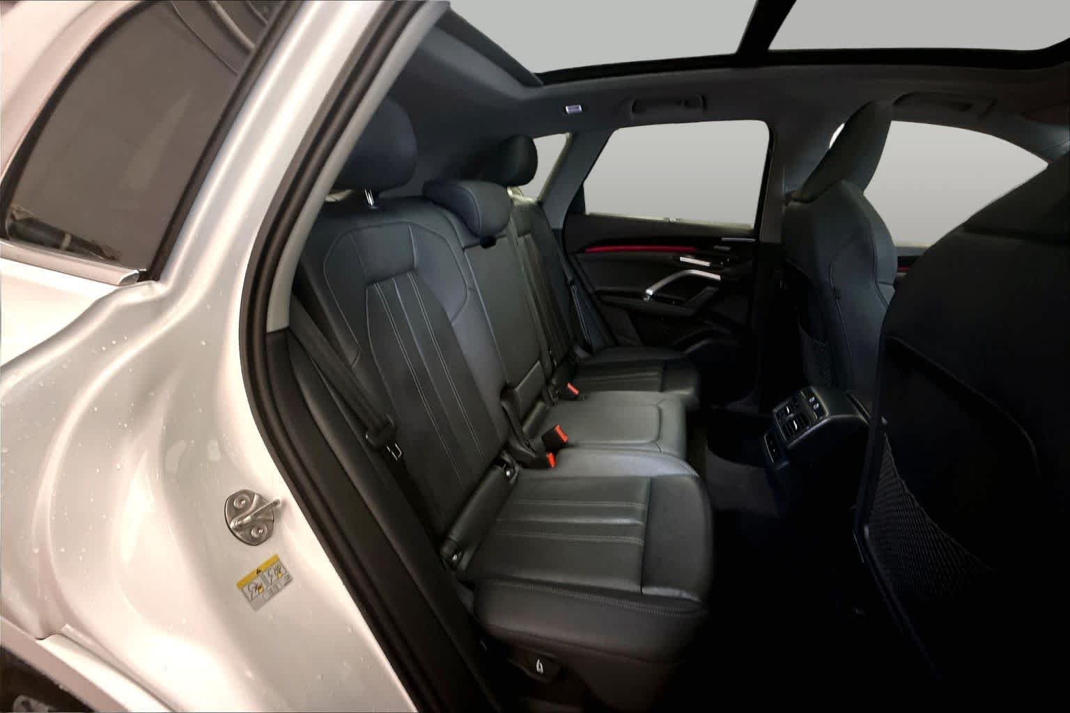 Used 2025 Glacier White Metallic Audi Premium Plus image 20