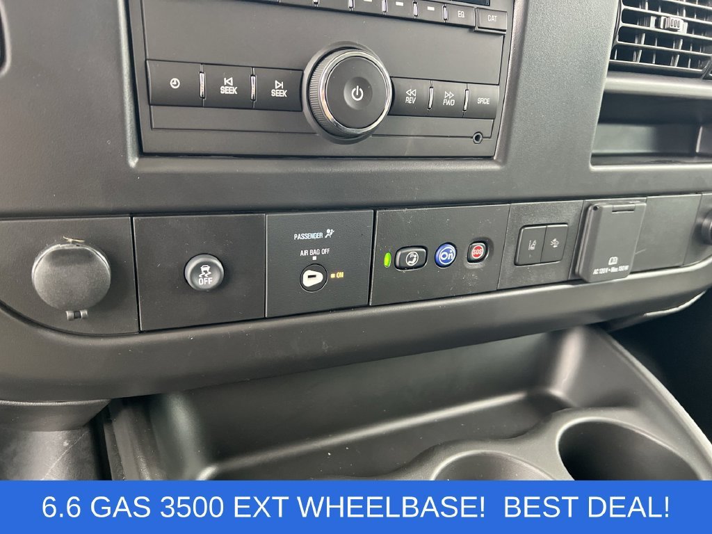 2025 Chevrolet Express Cargo Work Van - Photo 19