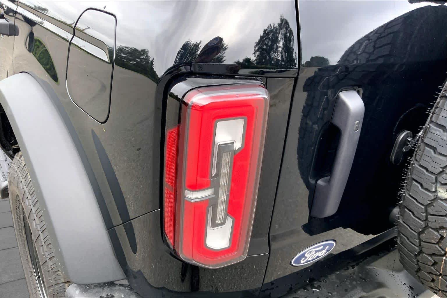 New 2026 Shadow Black Ford Outer Banks image 5