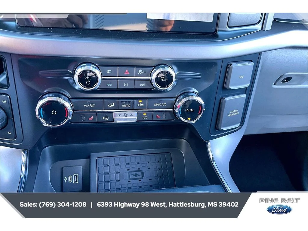 New 2026 Carbonized Gray Metallic Ford XLT image 24