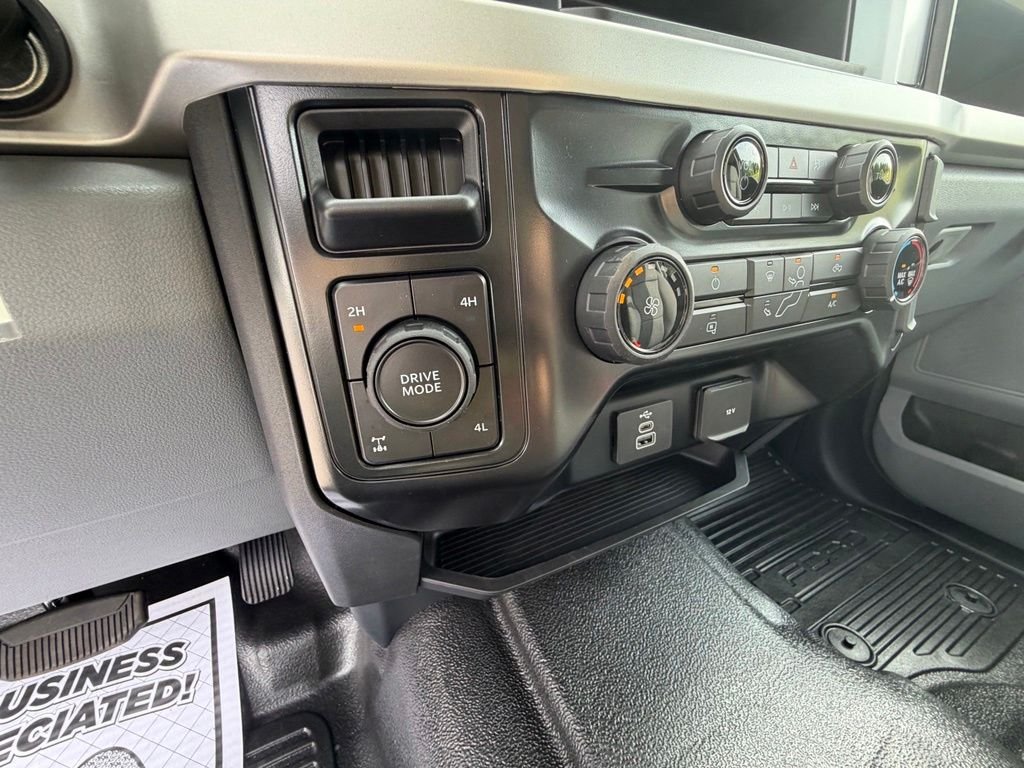 New 2026 Oxford White Ford F-350® XL image 26
