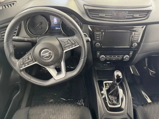 Used 2019 White Nissan SV image 22