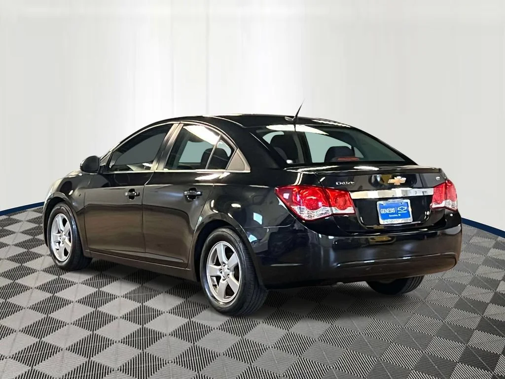 Used 2014 BLACK GRANITE METALLIC Chevrolet 1LT image 3