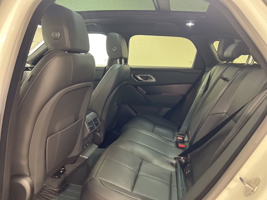 Certified Used 2026 Fuji White Land Rover Dynamic SE image 22