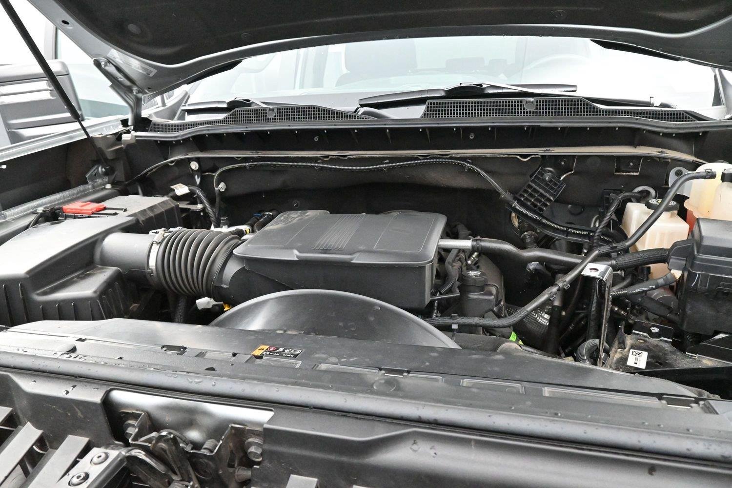 Used 2025 Sterling Gray Metallic Chevrolet Custom image 32