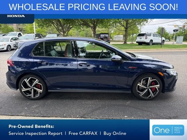 Used 2024 Atlantic Blue Metallic Volkswagen 2.0T SE image 7