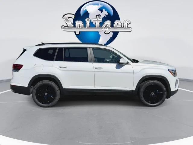 New 2026 White Volkswagen 2.0T SE w/Technology image 5