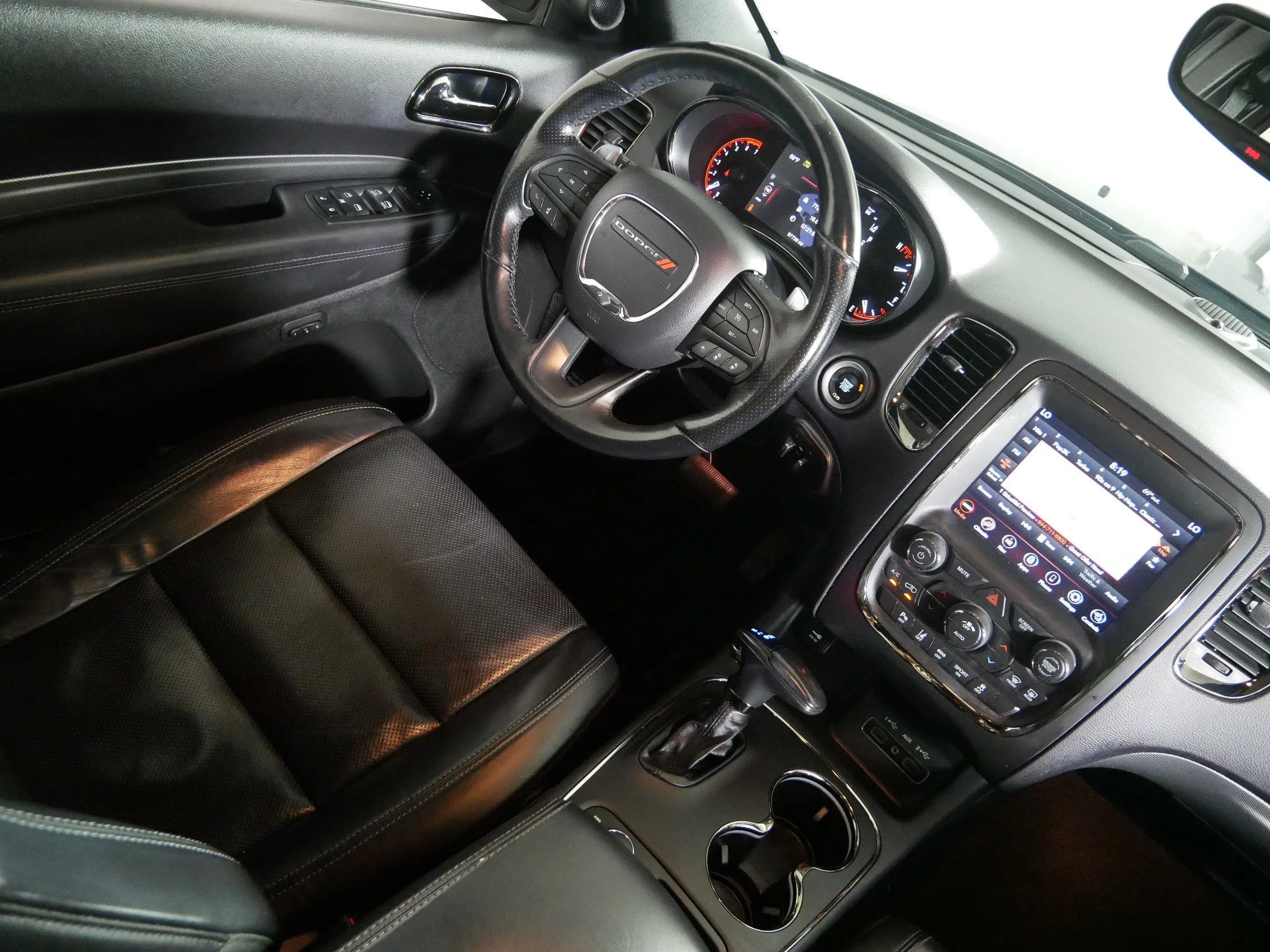 Used 2020 DB Black Clearcoat Dodge R/T image 9