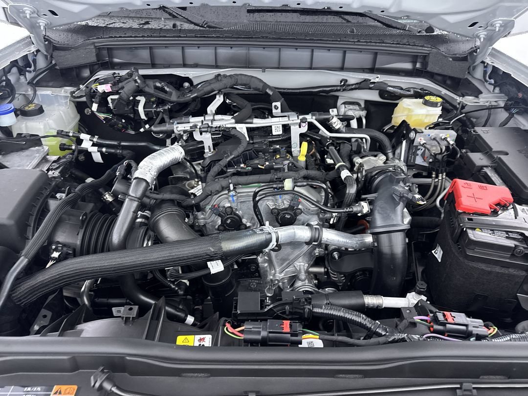 New 2026 Avalanche Gray Ford Outer Banks image 28