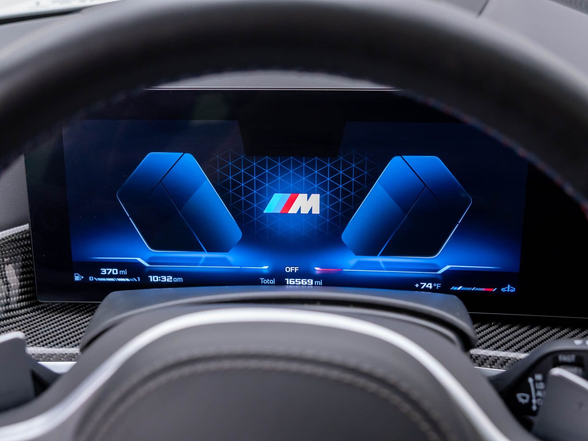 Certified Used 2026 Alpine White BMW M60i image 23